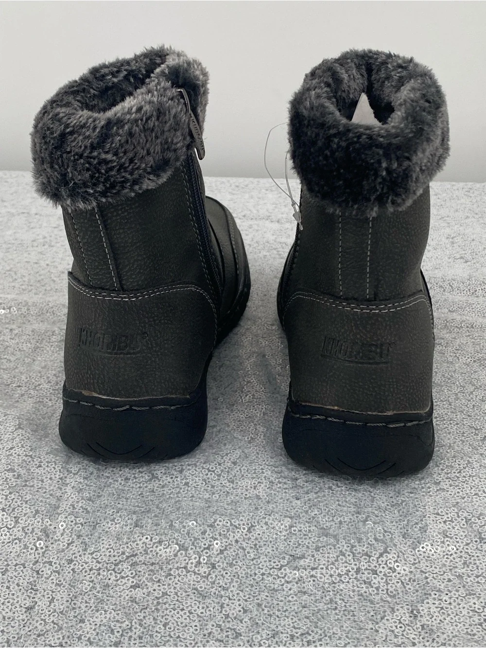 Khombu Addison All-weather Women's Boots Grey Size 7 New